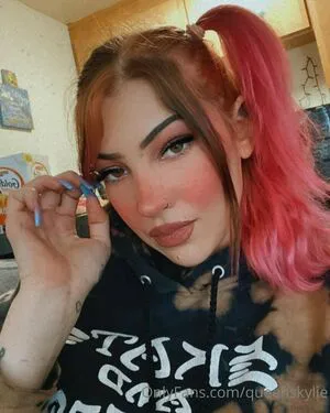 Queenskylie OnlyFans Leaked Free Thumbnail Picture - #Q06UToQD3W