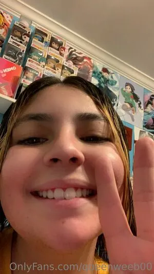 Queenweeb00 OnlyFans Leaked Free Thumbnail Picture - #HbNkxeFlkU