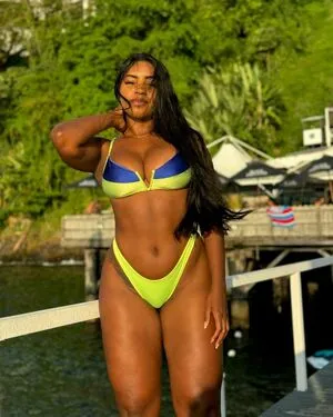 Quele Souza OnlyFans Leaked Free Thumbnail Picture - #3MvZTIWIeF