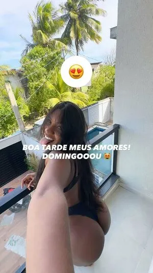 Quele Souza OnlyFans Leaked Free Thumbnail Picture - #VIADUHLpLE