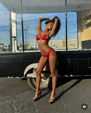 Quenlin Blackwell OnlyFans Leaked Free Thumbnail Picture - #8Ql3PpLX8c