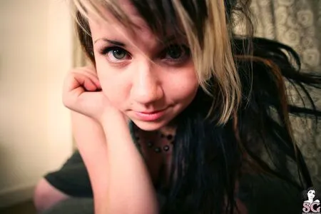 Quinne OnlyFans Leaked Free Thumbnail Picture - #1BYrIQutHS