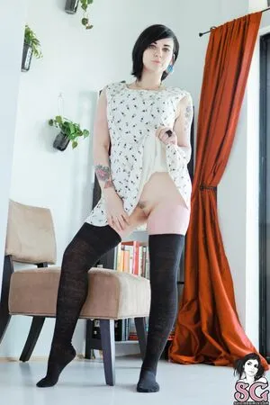 Quinne OnlyFans Leaked Free Thumbnail Picture - #Zrdil8mQHy