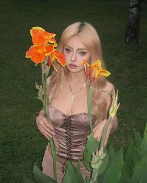 Quitmell OnlyFans Leaked Free Thumbnail Picture - #QIZAVAWqFL