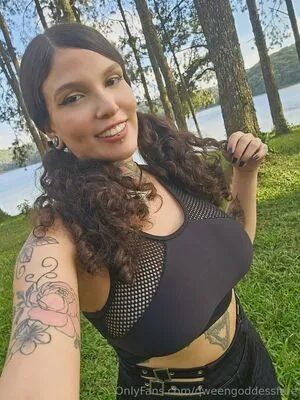 Qweengoddessfree OnlyFans Leaked Free Thumbnail Picture - #4V33jcU3eJ