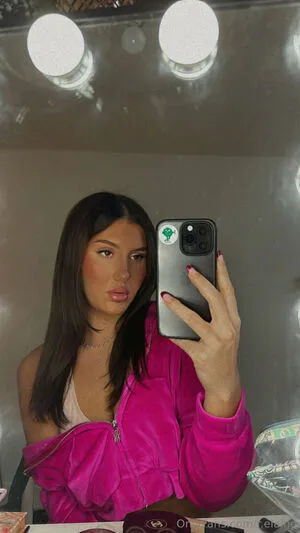 R Elaine OnlyFans Leaked Free Thumbnail Picture - #DClXxrcok1