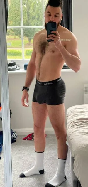 R Hungfree OnlyFans Leaked Free Thumbnail Picture - #eedLiVEmuy