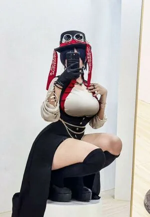 R1 021 OnlyFans Leaked Free Thumbnail Picture - #5PHeYxfGy1