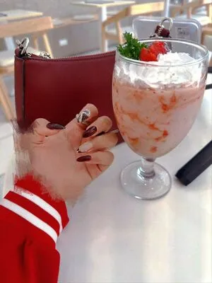 R1 021 OnlyFans Leaked Free Thumbnail Picture - #eelaZlwjQv