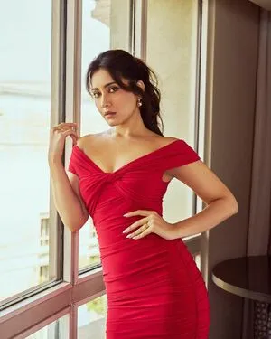 Raashii Khanna OnlyFans Leaked Free Thumbnail Picture - #IiGLFlDCV5