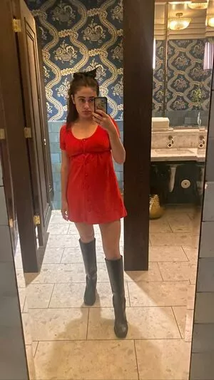 Rachel Anne Sennott OnlyFans Leaked Free Thumbnail Picture - #18pbGZfy5o