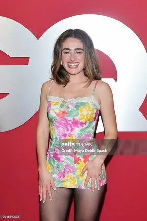 Rachel Anne Sennott OnlyFans Leaked Free Thumbnail Picture - #88z4f4c4tr