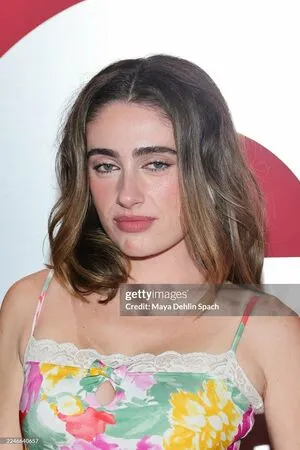 Rachel Anne Sennott OnlyFans Leaked Free Thumbnail Picture - #9ufbCaxYge