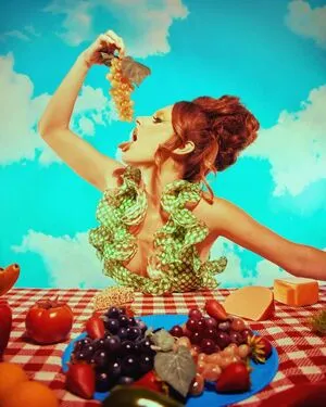 Rachel Anne Sennott OnlyFans Leaked Free Thumbnail Picture - #E20giISPsh