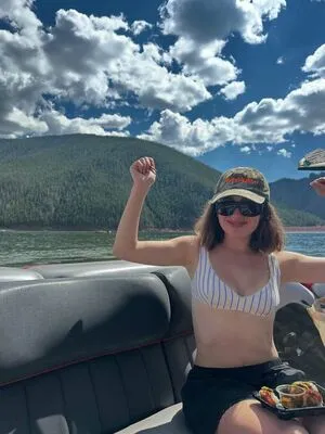 Rachel Anne Sennott OnlyFans Leaked Free Thumbnail Picture - #EA1Hia83zX