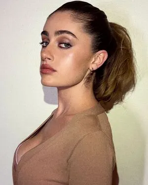 Rachel Anne Sennott OnlyFans Leaked Free Thumbnail Picture - #MG6OSXiomD