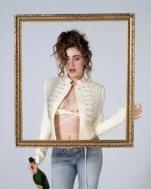 Rachel Anne Sennott OnlyFans Leaked Free Thumbnail Picture - #PK9g0eOAFz