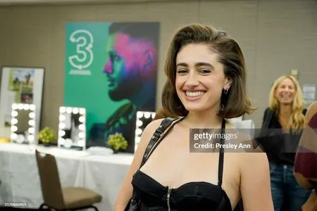 Rachel Anne Sennott OnlyFans Leaked Free Thumbnail Picture - #QxpDfUoNYm