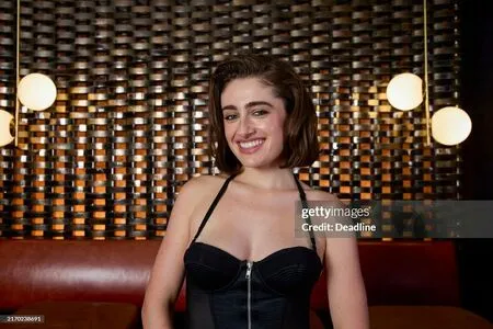 Rachel Anne Sennott OnlyFans Leaked Free Thumbnail Picture - #ZYAaWikPzN