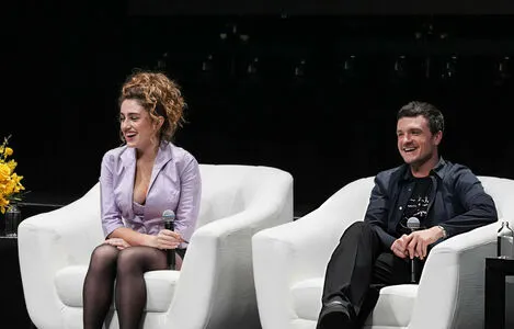 Rachel Anne Sennott OnlyFans Leaked Free Thumbnail Picture - #ex1DsfesOR