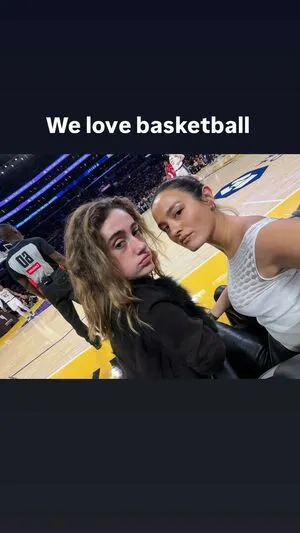 Rachel Anne Sennott OnlyFans Leaked Free Thumbnail Picture - #mR4Z7OIrrZ