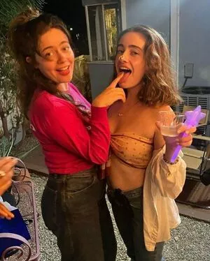Rachel Anne Sennott OnlyFans Leaked Free Thumbnail Picture - #q2d0uu8HfJ