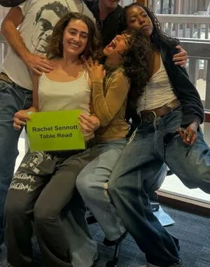 Rachel Anne Sennott OnlyFans Leaked Free Thumbnail Picture - #t8PETPtG91