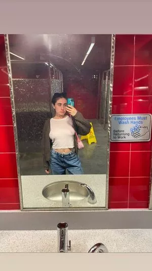 Rachel Anne Sennott OnlyFans Leaked Free Thumbnail Picture - #tSSggqWqAm