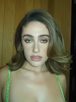 Rachel Anne Sennott OnlyFans Leaked Free Thumbnail Picture - #von4fqZTmk