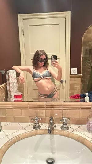 Rachel Anne Sennott OnlyFans Leaked Free Thumbnail Picture - #yJih56M8zZ