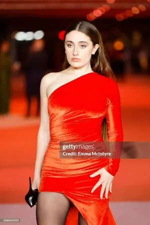 Rachel Anne Sennott OnlyFans Leaked Free Thumbnail Picture - #yaUdIpolCB