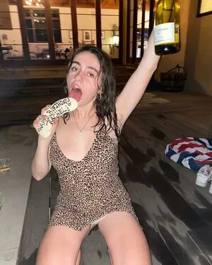 Rachel Anne Sennott OnlyFans Leaked Free Thumbnail Picture - #ydcuJi3wlX