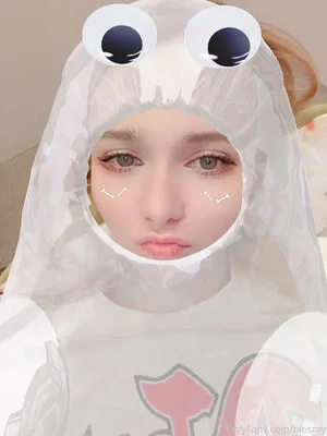 Rachel Blossom OnlyFans Leaked Free Thumbnail Picture - #PtPisndLAY