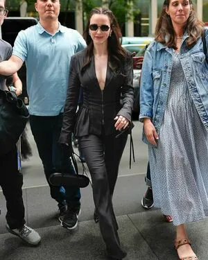 Rachel Brosnahan OnlyFans Leaked Free Thumbnail Picture - #1oa8Qxx4cA
