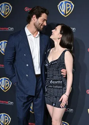 Rachel Brosnahan OnlyFans Leaked Free Thumbnail Picture - #7CCT54v8jA