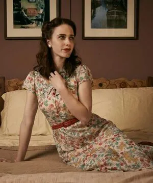 Rachel Brosnahan OnlyFans Leaked Free Thumbnail Picture - #7VAB1FAjrn
