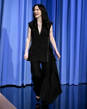 Rachel Brosnahan OnlyFans Leaked Free Thumbnail Picture - #EDETWniS5r