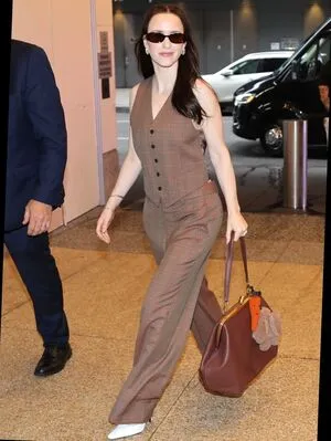 Rachel Brosnahan OnlyFans Leaked Free Thumbnail Picture - #GtQ09z4qoi
