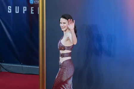 Rachel Brosnahan OnlyFans Leaked Free Thumbnail Picture - #P6PYmjajdi