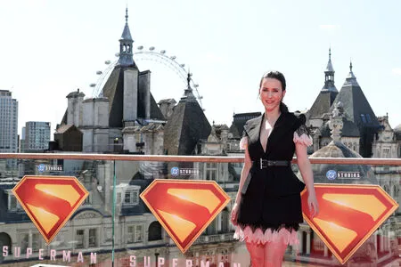 Rachel Brosnahan OnlyFans Leaked Free Thumbnail Picture - #QOAS4Szrb4