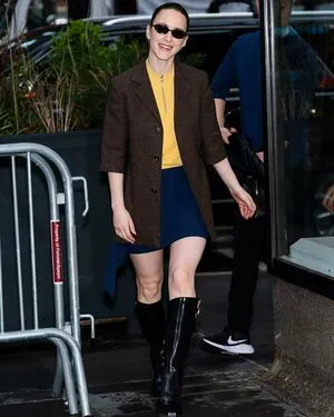Rachel Brosnahan OnlyFans Leaked Free Thumbnail Picture - #WD337viYwr
