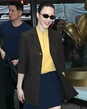 Rachel Brosnahan OnlyFans Leaked Free Thumbnail Picture - #Z3213lDv7O