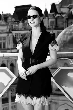 Rachel Brosnahan OnlyFans Leaked Free Thumbnail Picture - #yFrpYvqOql