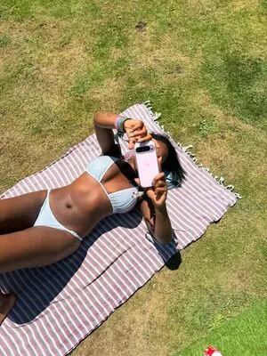 Rachel Chinouriri OnlyFans Leaked Free Thumbnail Picture - #0ISiYowYWH