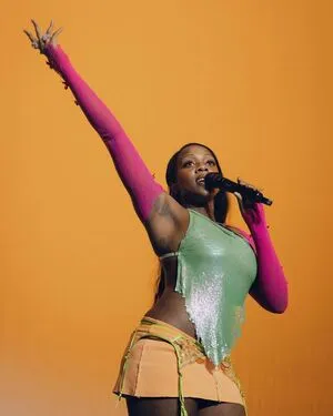 Rachel Chinouriri OnlyFans Leaked Free Thumbnail Picture - #0OvFLQK0Xh