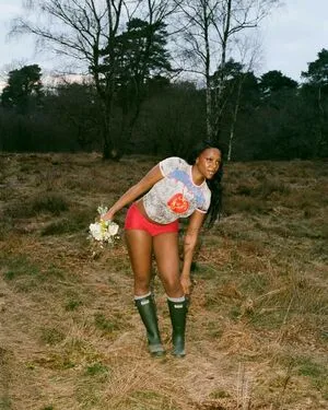 Rachel Chinouriri OnlyFans Leaked Free Thumbnail Picture - #WWU5P225rg