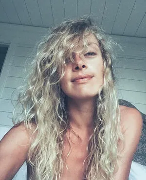 Rachel Skarsten OnlyFans Leaked Free Thumbnail Picture - #WOOdHtsp6N