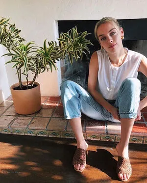 Rachel Skarsten OnlyFans Leaked Free Thumbnail Picture - #XVOx6RgjjE