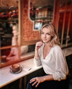 Rachel Skarsten OnlyFans Leaked Free Thumbnail Picture - #j2h7idDzDm
