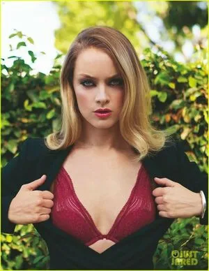 Rachel Skarsten OnlyFans Leaked Free Thumbnail Picture - #v2ESfrd7a1